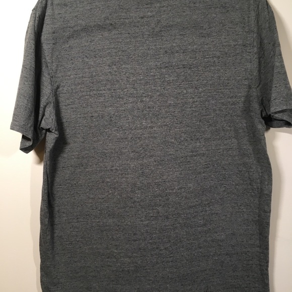 Nike tee - Picture 3 of 4